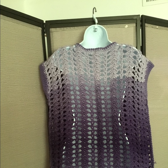Handmade crocheted top - Picture 2 of 6